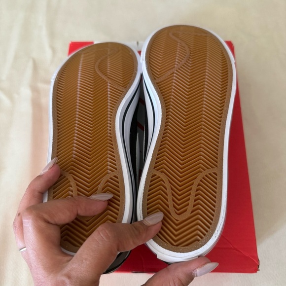 Kids' Court Legacy Sneaker - Picture 9 of 11